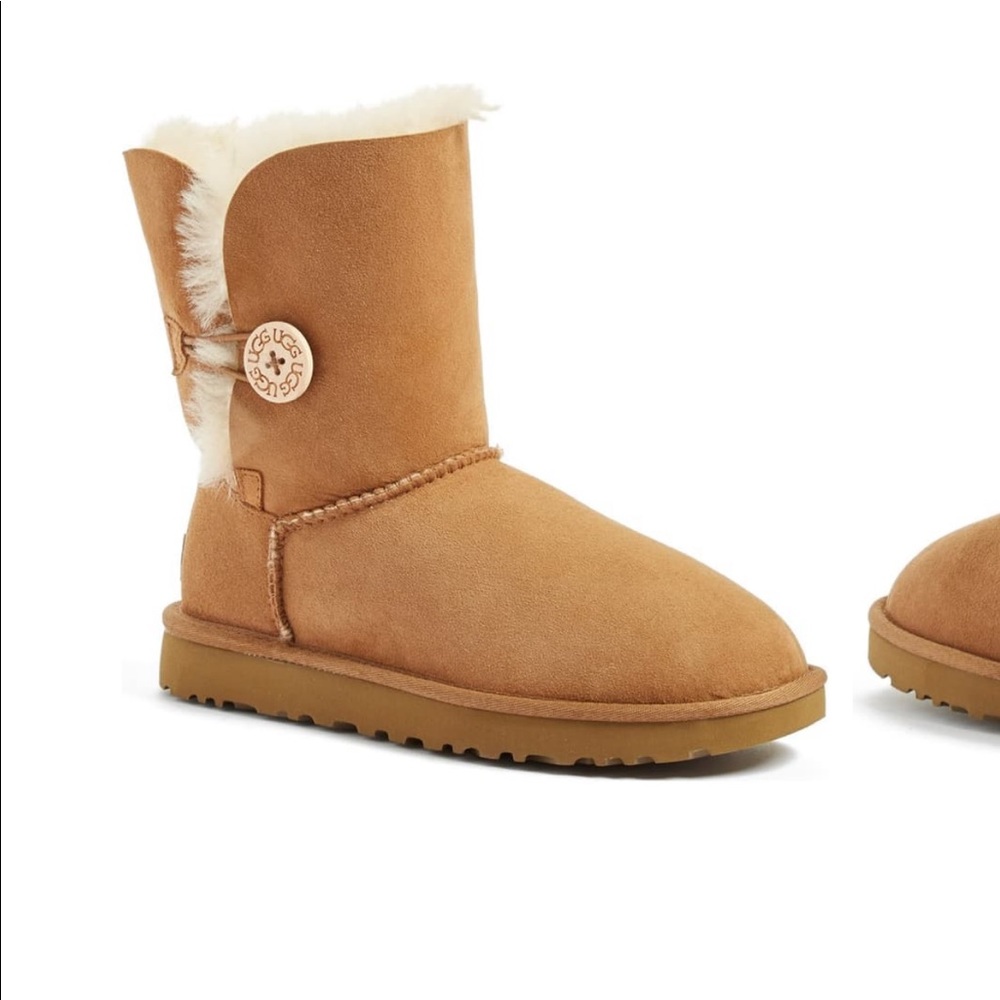 UGG Australia Bailey Button Boot 🥾
